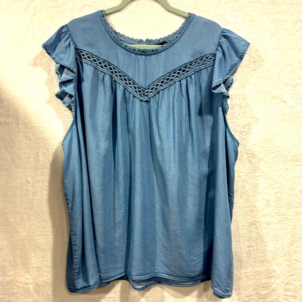 Torrid Chambray Sleeveless Top 4X Denim Look Blouse